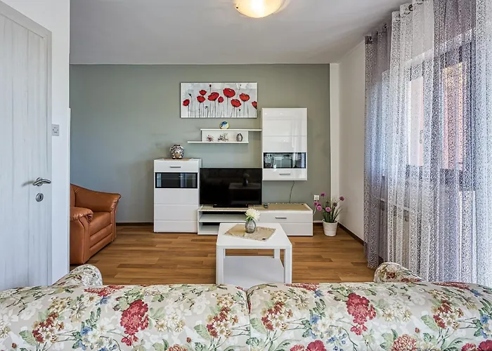 Olive Garden Apartments